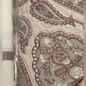 Pottery Barn King Ashlyn duvet ONLY - EUC